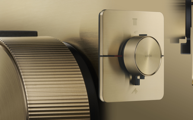 Precizitāte sastop personību: "AXOR" un "PHOENIX"