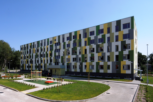 Dzīvojamās ēkas ar sociāliem dzīvokļiem, veselības centru un Rīgas sociālā dienesta teritoriālo centru