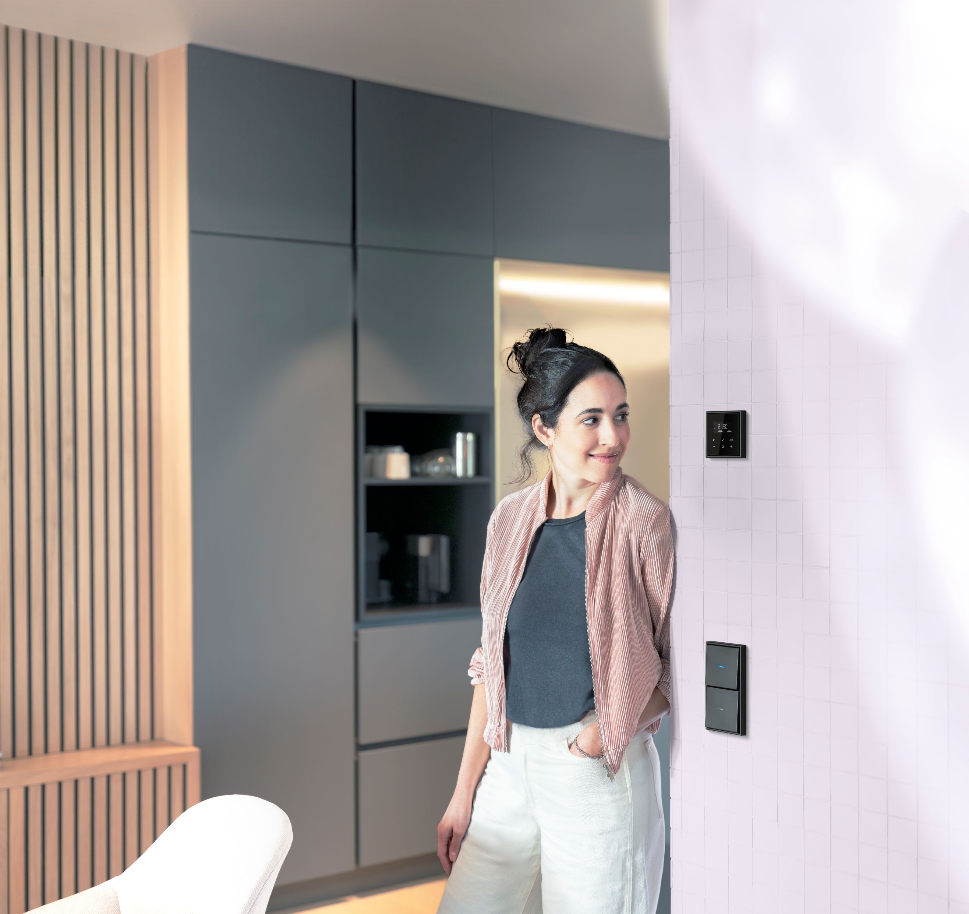 JUNG viedā mājas sistēma